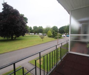 2 bedroom flat to rent - Photo 6