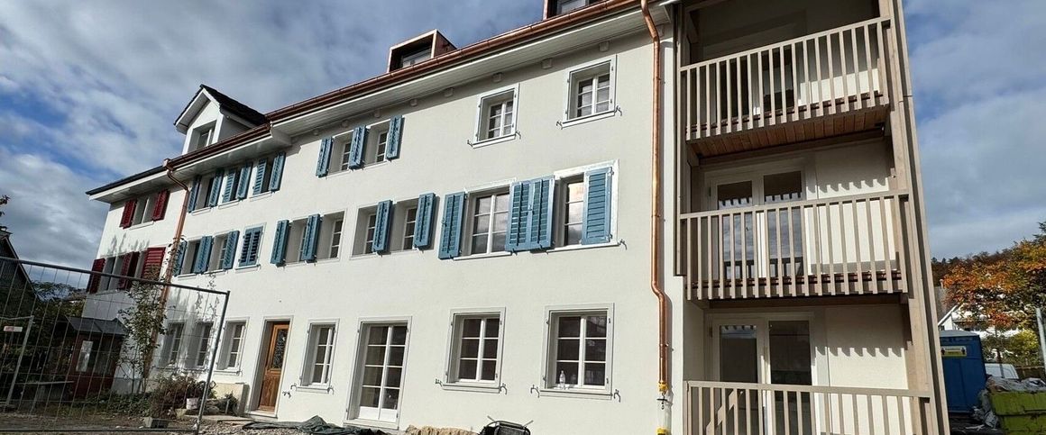 Charming historic 4.5-room apartment in Stäfa - Photo 1