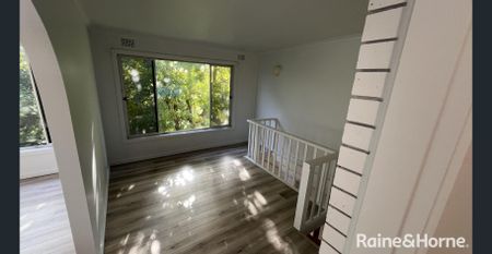 Three Bedroom home in great location - Photo 2