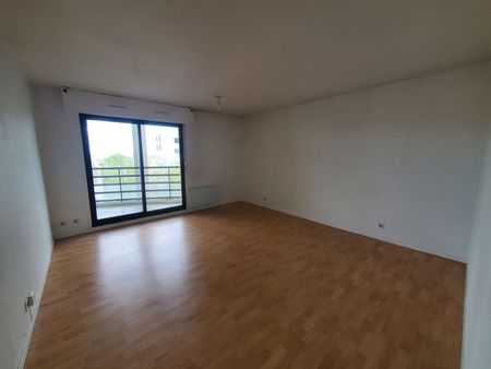 Location Appartement 3 pièces 68m² - Photo 5