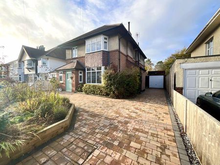 4 bedroom detached house to rent - Photo 5