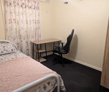 Salisbury North - Photo 3