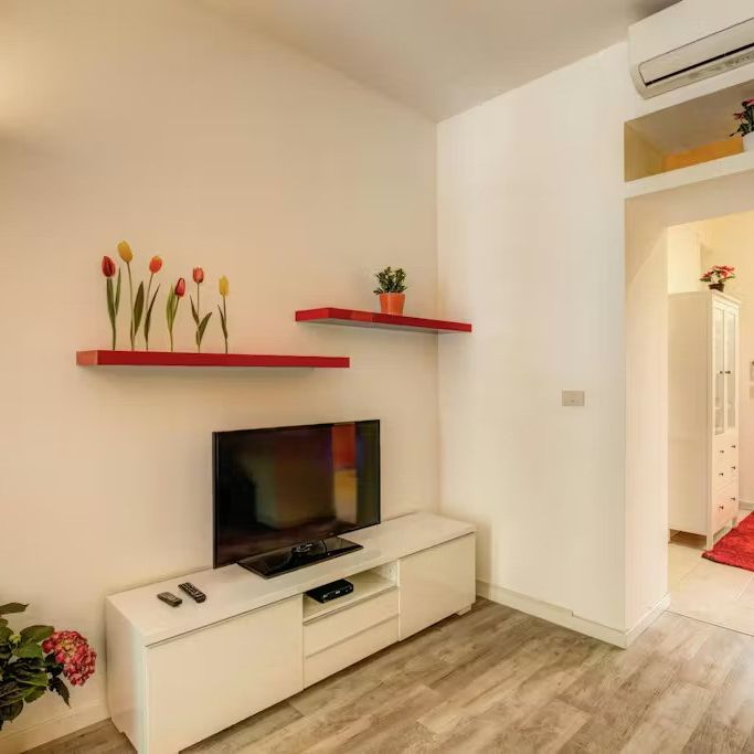 Via Giuseppe Govone, Milan, Lombardy 20155 - Photo 1