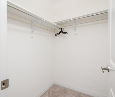 For Lease - 142 Martin Trail, New Tecumseth, Ontario - Photo 6