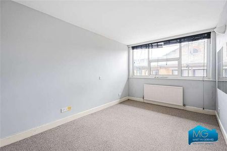 Pyramid House, High Road, North Finchley, London, N12 - Photo 4