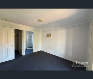 6 Monaghan Crescent, North Lakes, Qld 4509 - Photo 2