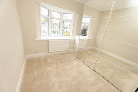 Uphill Road Mill Hill NW7 - Photo 5