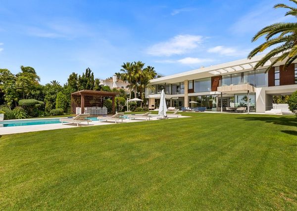 6 bedroom luxury Villa for rent in Nueva Andalucia, Andalusia