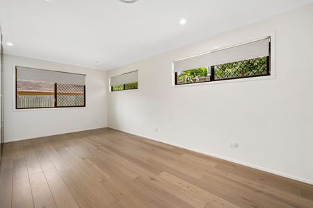 28 McDougall Street, Sherwood QLD 4075 - House For Rent | Domain - Photo 2