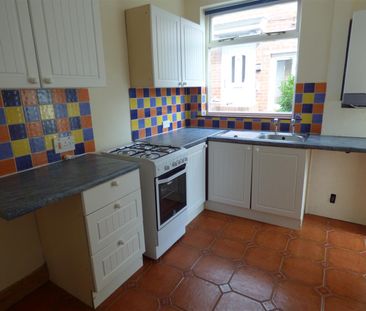 2 bed flat to rent in Cornel Road, High Heaton, NE7 - Photo 3