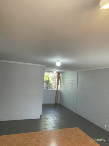 Modern, low-maintenance living in the heart of Wembley - Photo 3