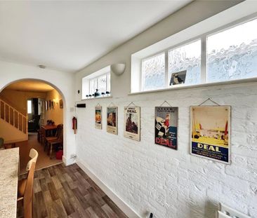 2 bedroom terraced house to rent - Photo 6