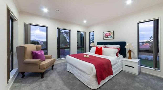 Beautiful 4-Bedroom Home in Papakura - Photo 1