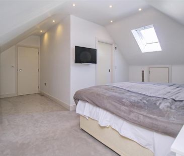 6 bedroom detached house to rent - Photo 6