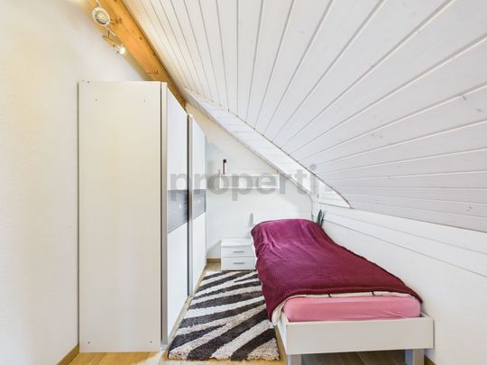 Cozy row house in Basel with 6.5 rooms - Photo 1