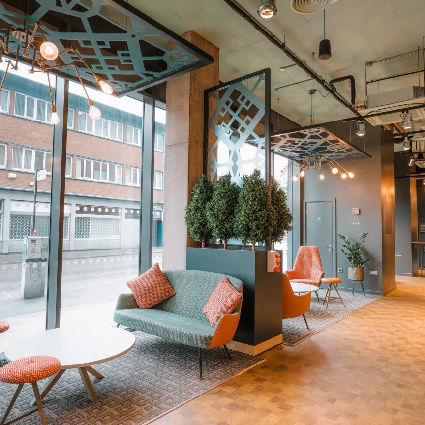 En Suite Cluster Premium 3 Bed - Photo 1