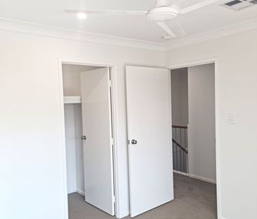 Avail 30/01/26- FULLY DUCTED AIRCON- 3BEDROOM TOWNHOUSE - Photo 5