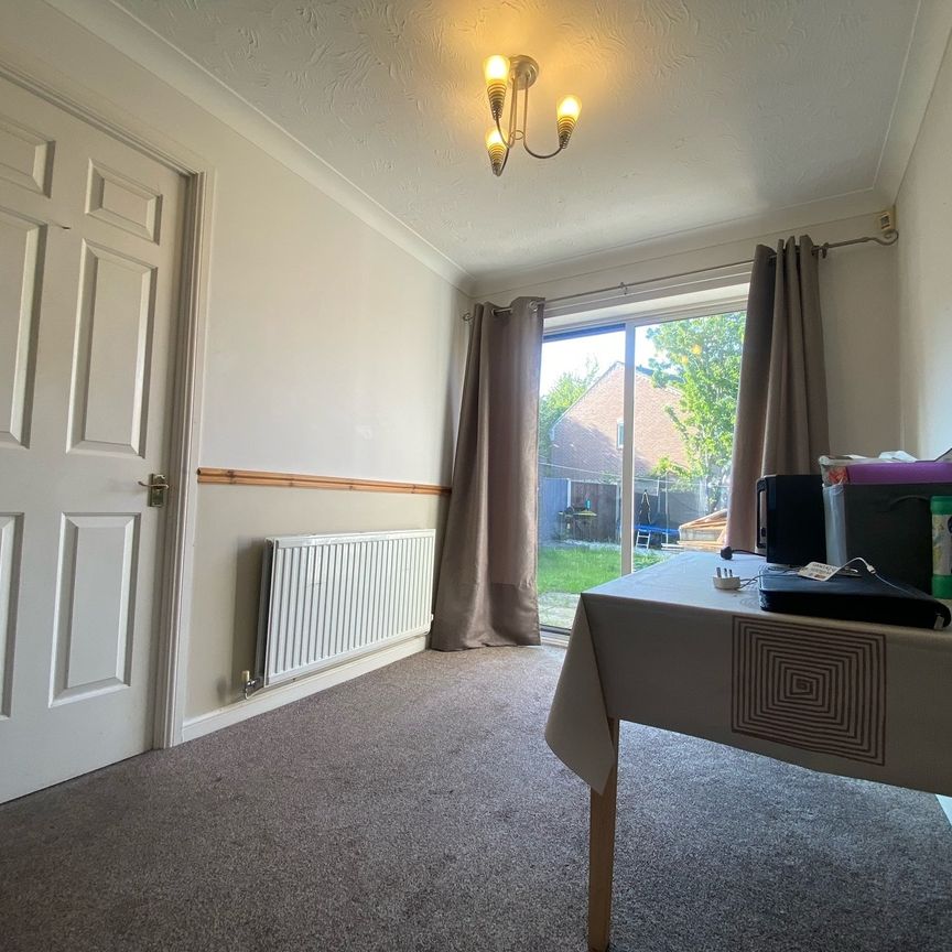 Broadgate, Norwich, Taverham - Photo 1