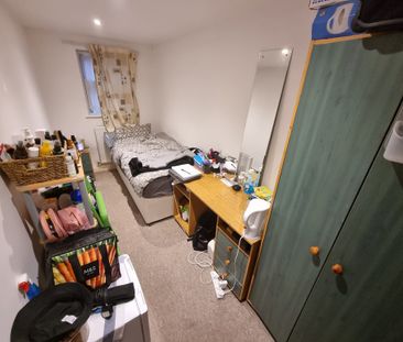 3 Bed Student Accommodation - Photo 4