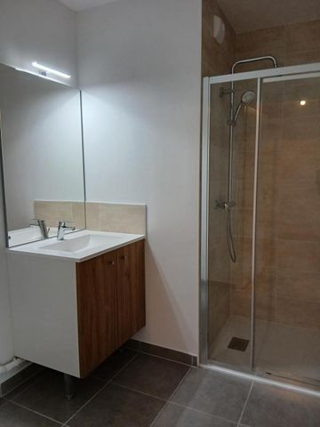 SANS FRAIS D'AGENCE - APPARTEMENT T2- LA ROCHELLE - Photo 5