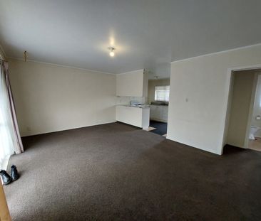 Tidy brick n tile unit - Photo 5