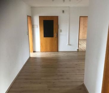 4 Zimmer DG Wohnung mit Balkon in Rosdorf - Photo 6