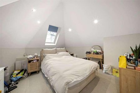 Coco Court, White Hart Lane, Barnes, SW13 - Photo 2