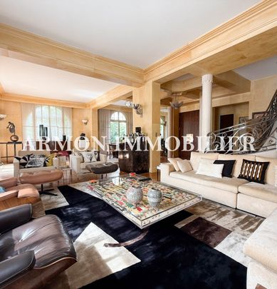 Appartement • Saint James-Général Koenig - Photo 1