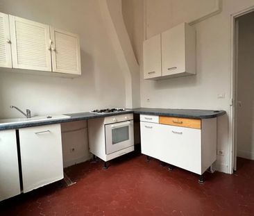 Location Appartement 3 pièces 65m² MARSEILLE 6ème - Photo 5