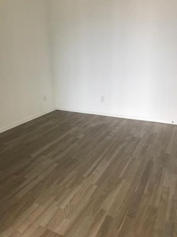 For Lease - 1 Bloor Street Unit# 2202, Toronto, Ontario - Photo 2