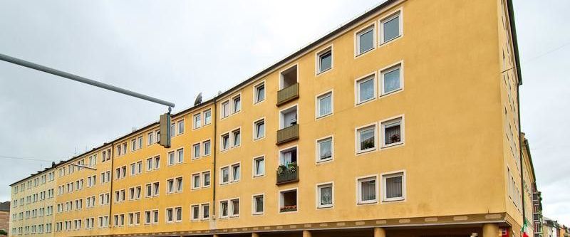 Gemütliche 2-Zimmer-Wohnung mit Balkon in Gostenhof wartet auf Sie! - Photo 1