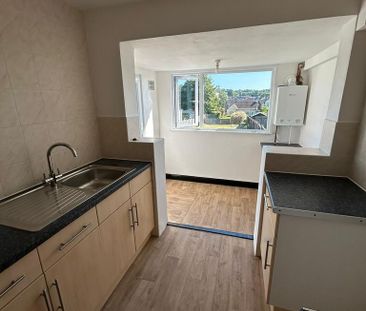 2 bedroom semi-detached house to rent - Photo 4