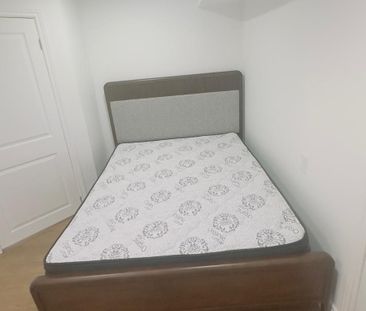 For Lease - 7223 Sedan Square, Mississauga, Ontario - Photo 1