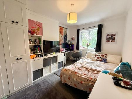 5 bedroom terraced house to rent - Photo 3