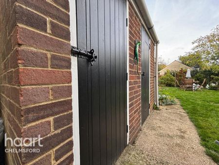 3 bedroom end of terrace house to rent - Photo 5