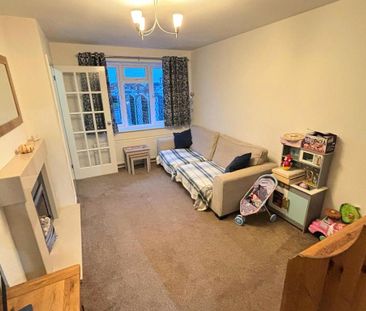 2 bedroom semi-detached house to rent - Photo 2