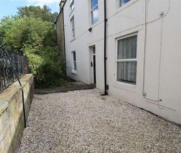 Rose Villa, Off Northgate, Almondbury, Huddersfield, HD5 - Photo 2