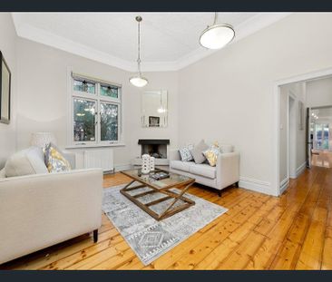 310 Riversdale Road, Hawthorn East VIC 3123 - House For Rent | Domain - Photo 6
