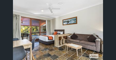 Fully Furnished Studio Apartment - Power, Water & Wifi included in rent. - Photo 3