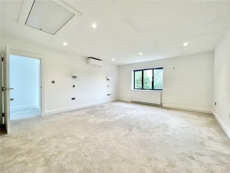 5 bedroom detached house to rent - Photo 5