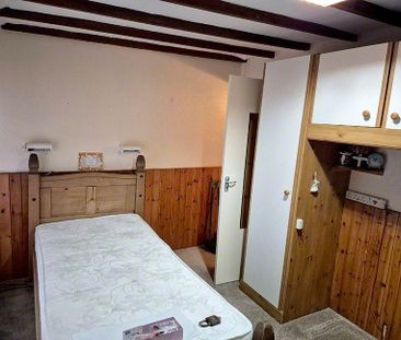 3 bedroom terraced house to rent - Photo 6