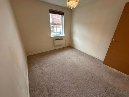 Bell Chase, Aldershot, Hampshire, GU11 - Photo 5