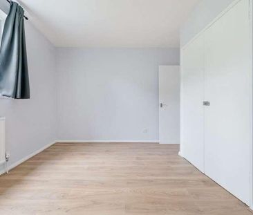 Bromley Road, London, SE6 - Photo 6