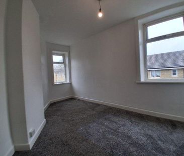 3 bedroom end of terrace house to rent - Photo 5