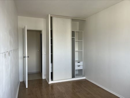 Location Appartement 3 pièces 60m² - Photo 2