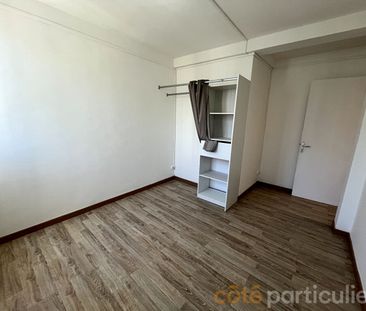 A LOUER - T2 NON MEUBLE - SAINT DENIS CENTRE VILLE - BARACHOIS - Photo 2