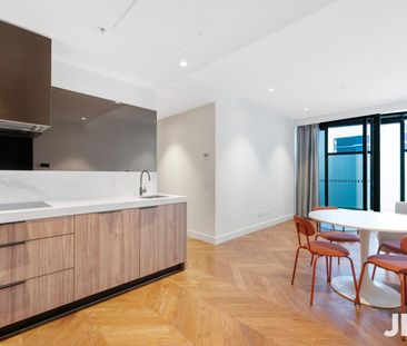 Modern Furnished Apartment in the Heart of South Yarra - Photo 6