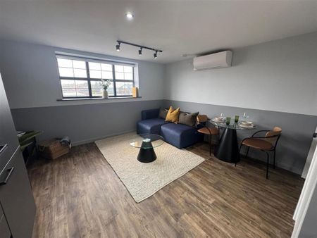 1 bedroom flat to rent - Photo 4