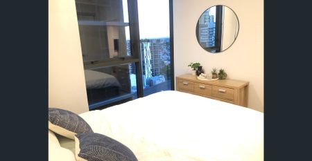 Fully Furnished 1-Bedroom Apartment with Secure Parking in the Heart of South Brisbane – $730/w until 14 July 2026, then $740/w from 15 July 2026 - Photo 2