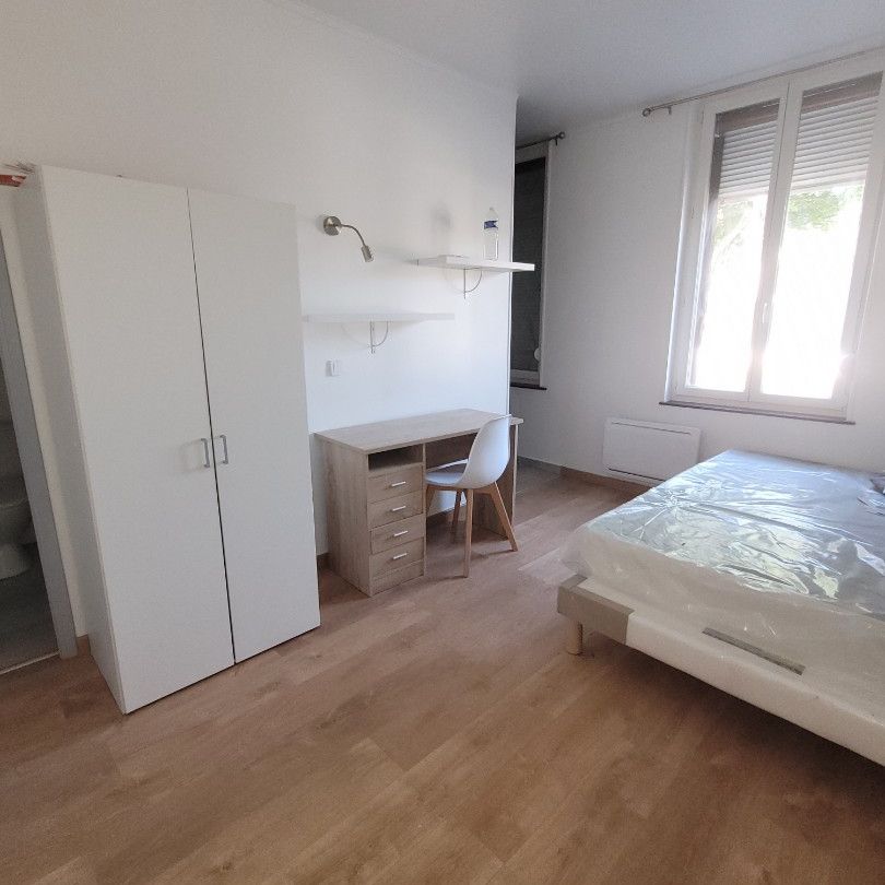 Location Appartement 1 pièce 18m² MAUBEUGE 59600 - Photo 1